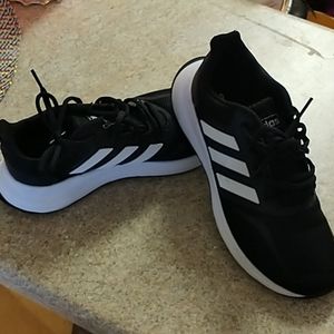 Youth Adidas Sneakers Size 4